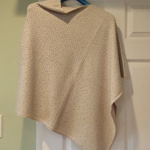 Rhinestone knit poncho light beige size flexible
